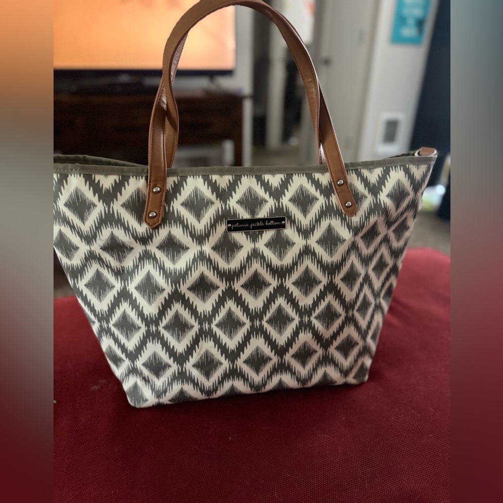 Petunia Pickle Bottom bag